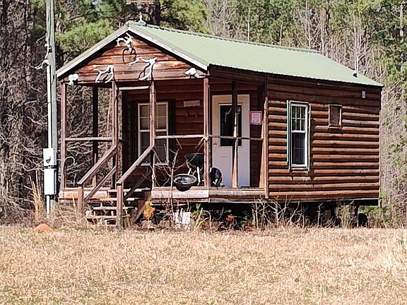 2nd image of 1302 River Rd