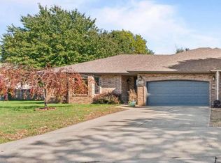 1455 E Dunkirk St, Springfield, MO 65804