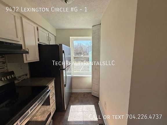 5th image of 9432 Lexington Cir #G-1