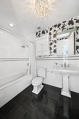 Rented by Sotheby's International Realty | media 30