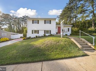5622 Huntsmoor Rd, Halethorpe, MD 21227
