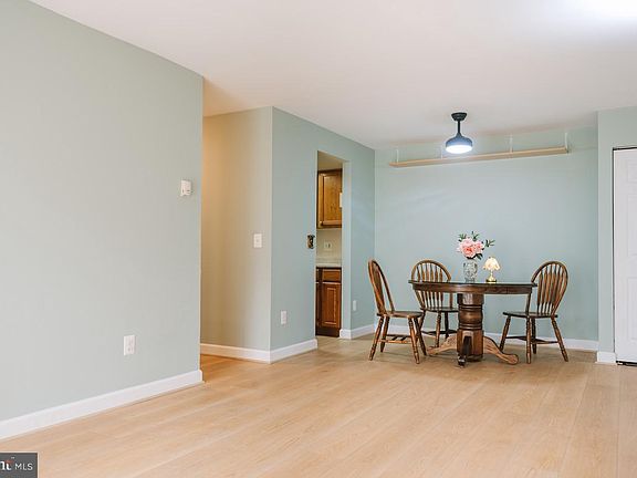 5th image of 14805 Rydell Rd APT B2