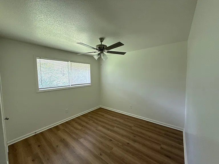4911 Dorado Cir — Photo 7