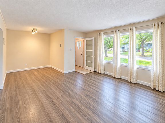 5th image of 8334 79th Ave NW