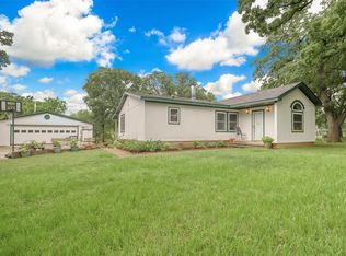 774 Yowell Rd, Whitesboro, TX 76273