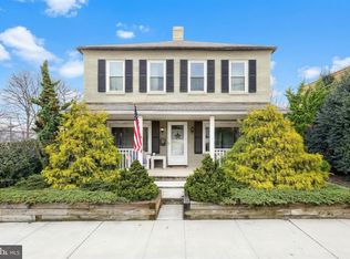 209 N 3rd St, Hanover, PA 17331