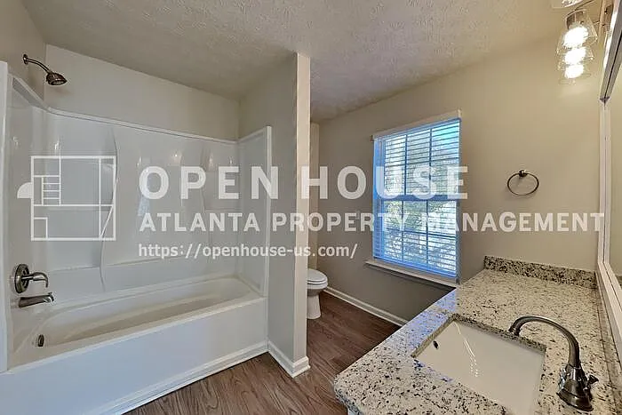 19 Lakemoore Ct — Photo 13