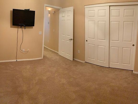 5th image of 7401 W Arrowhead Clubhouse Dr Unit 2048