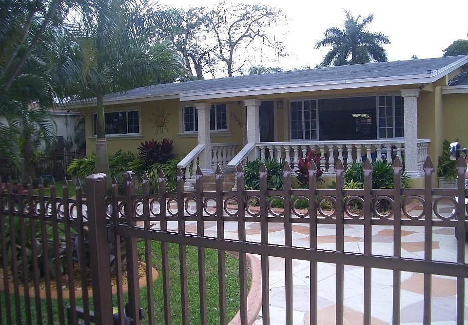 1st image of 13830 NE 1st Ave