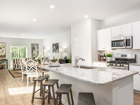 2nd image of 1017 Harbor Drive Lot 41