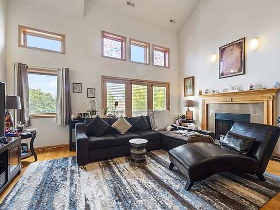 2nd image of 6532 S Woodlawn Ave #3