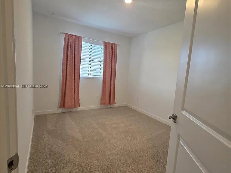 4860 Dillion St #4860 — Photo 5