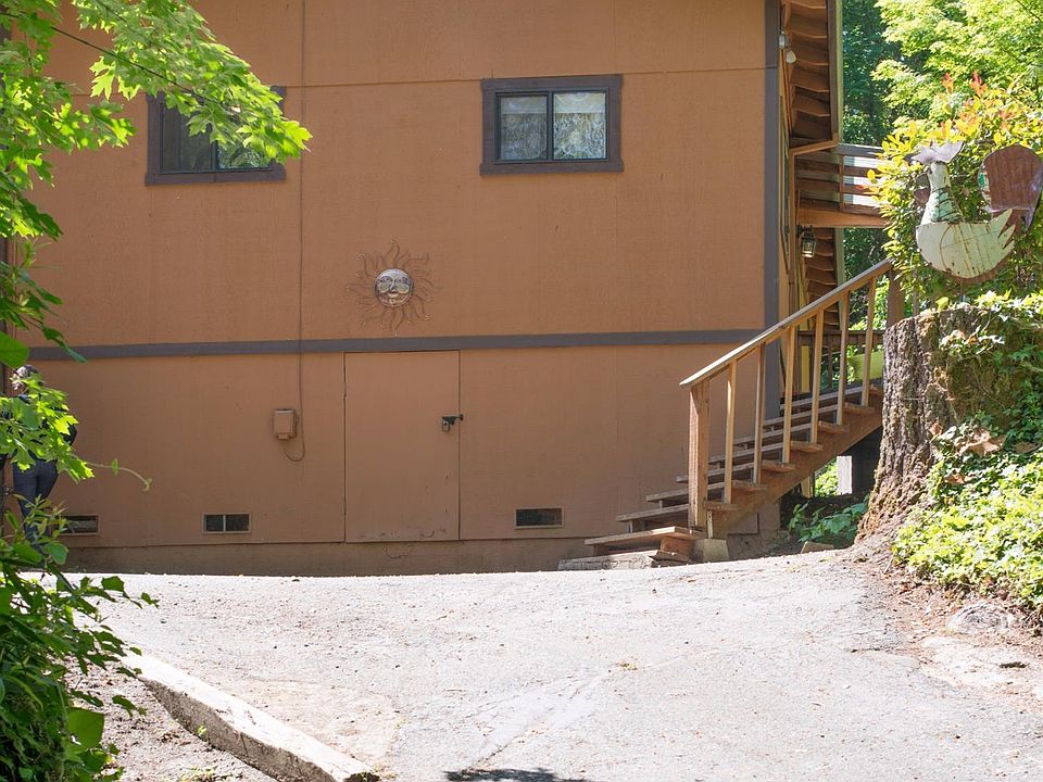 1st image of 10491 Woodside Dr