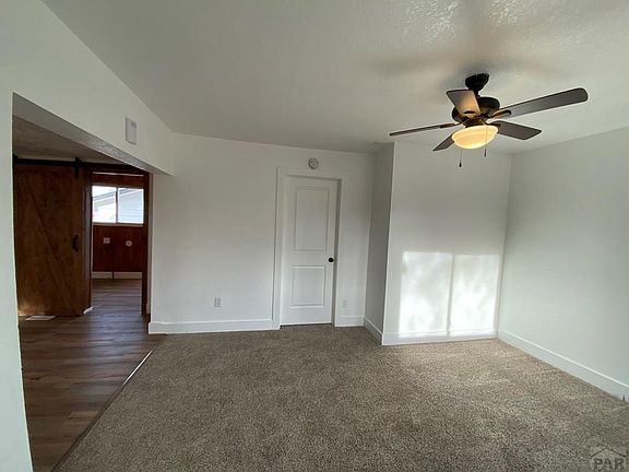 3rd image of 945 Veta Ave