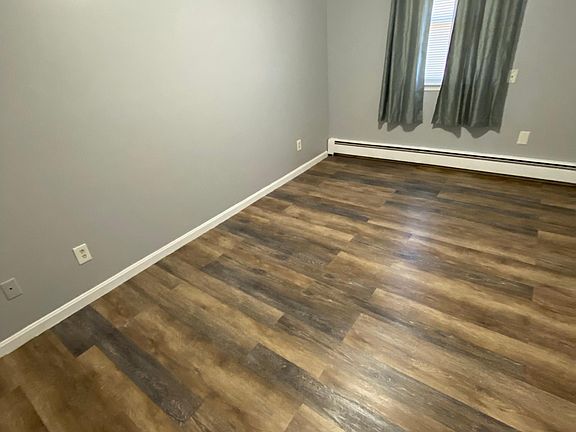 4th image of 11 Allen Ave APT 11