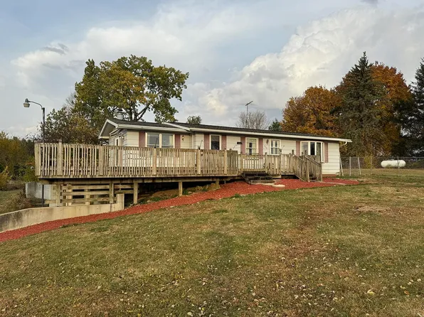 7972 State Route 73 N, Lena, IL 61048