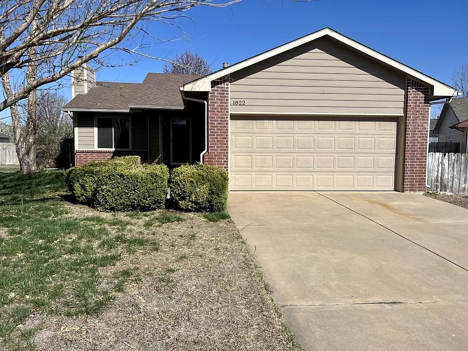 1st image of 1822 S Shefford Cir