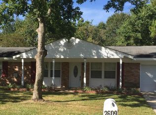 2609 Larchmont St, Pascagoula, MS 39567