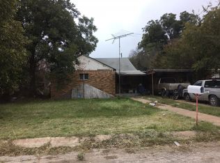 701 W 6th St, Coleman, TX 76834