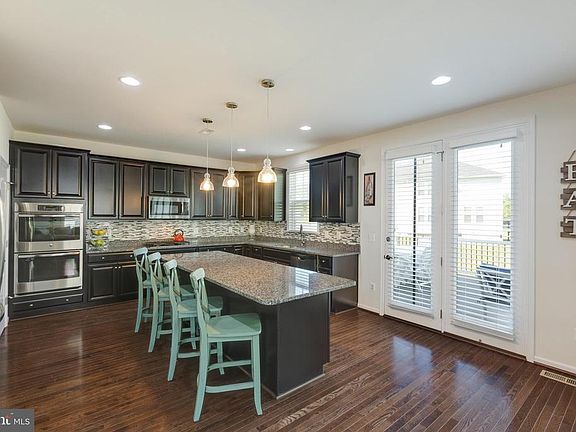 Upgraded kitchen with HUGE island