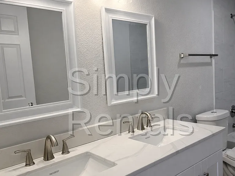 383 McIlrath #A — Photo 15