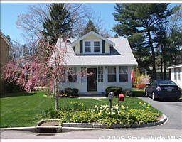 1st image of 55 Sawyer Ave