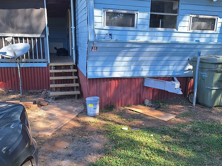 40 Kingston Hwy #50 — Photo 1