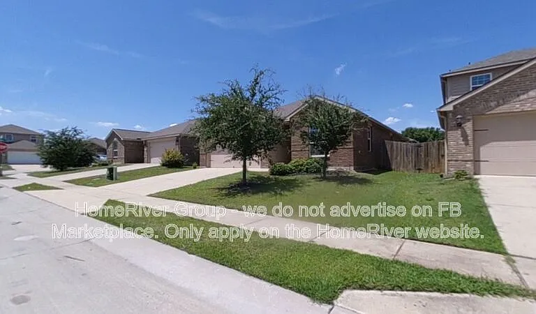 1228 Arizona Dr — Photo 3