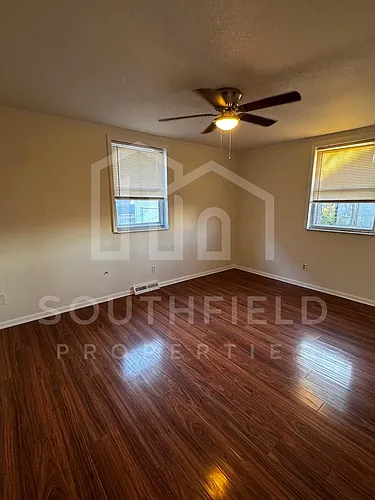 3735 Lovell Ave Photo 1