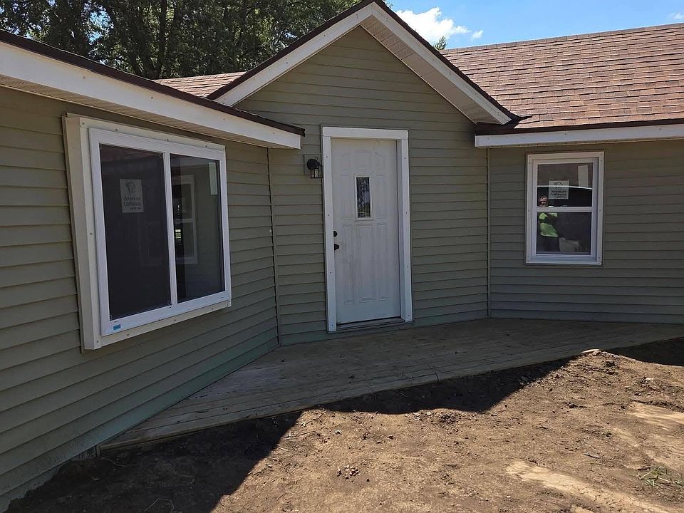 1st image of 615 13th St