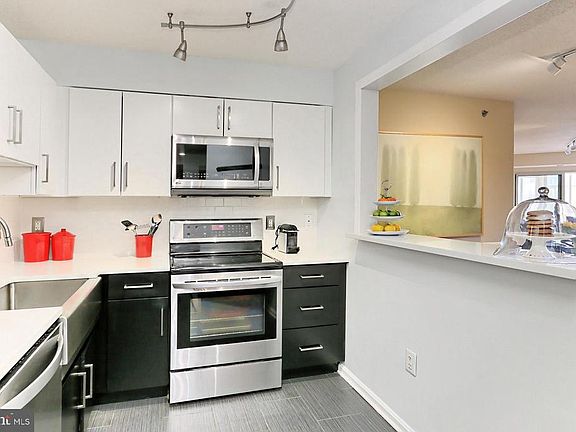 5th image of 2151 JAMIESON AVENUE #608