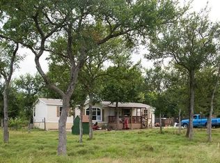 212 Legend Oaks Dr, Dale, TX 78616