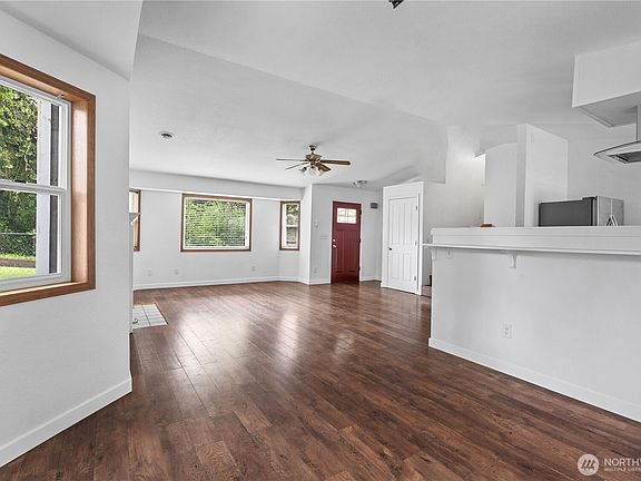 5th image of 1613 101st Street S