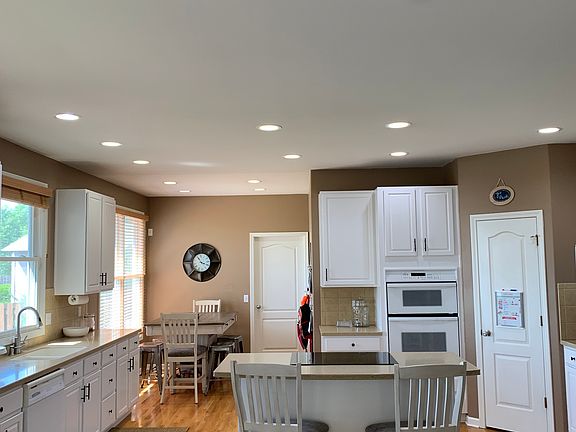 2nd image of 9404 S 28th Ave