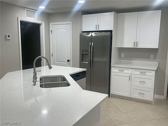 5th image of 718 Brannen Ave