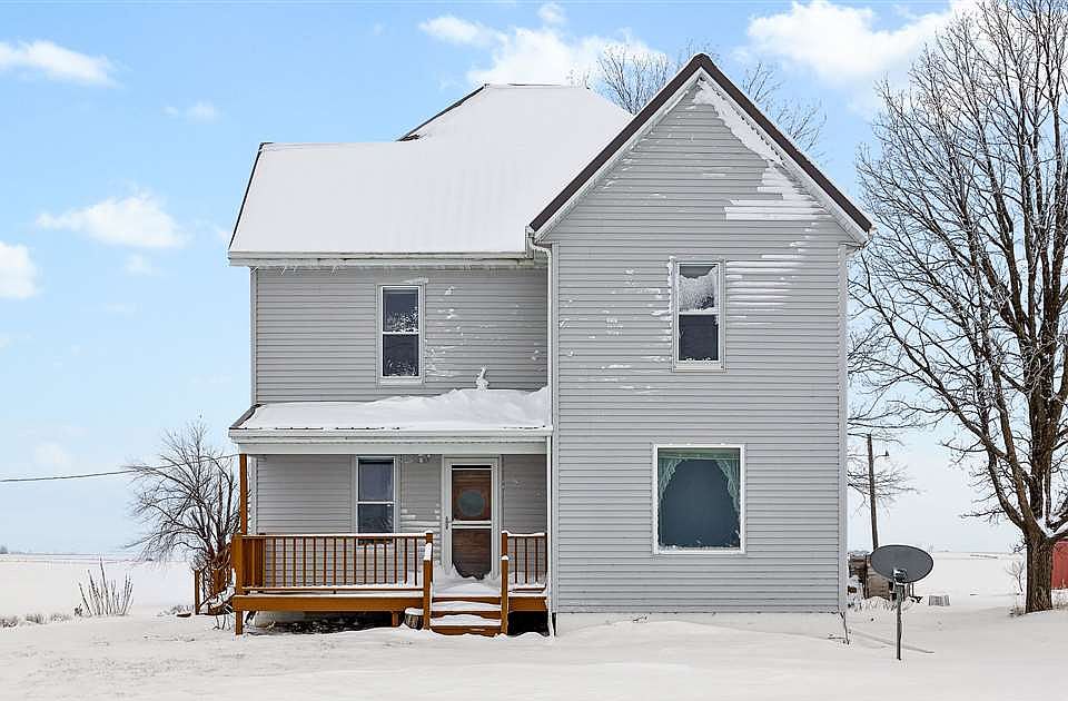 1st image of 1986 69th St