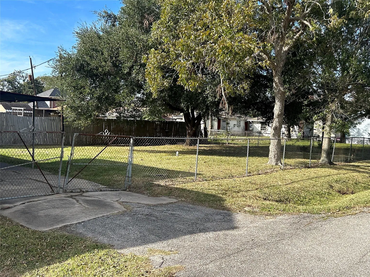3 bed, 2.0 bath, 1160 sqft, $1,750 — Photo 4