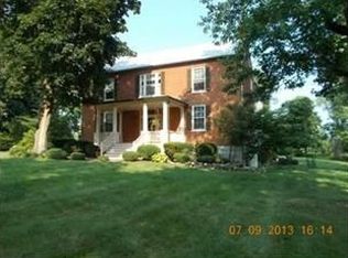 1032 Wiltshire Rd, Kearneysville, WV 25430