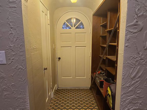 3rd image of 5902 E 5th St
