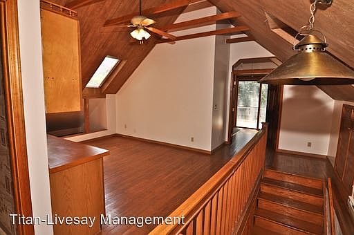 4th image of 603 Oak Ln