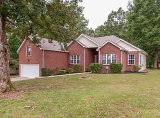 104 William Driver Ln, White Bluff, TN 37187