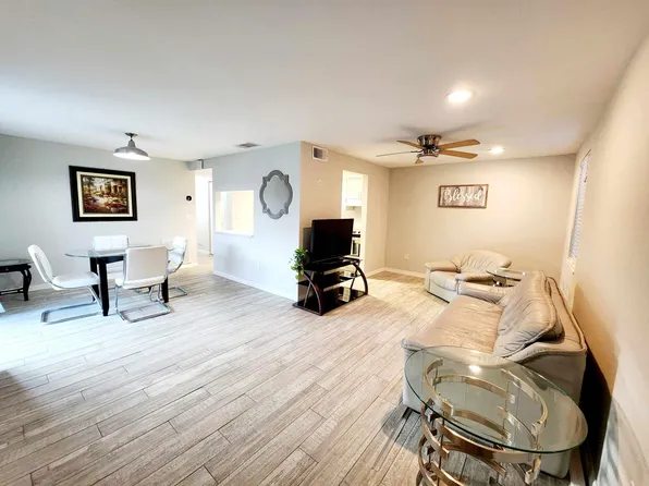 4022 Beaver Ln, Pt Charlotte, FL