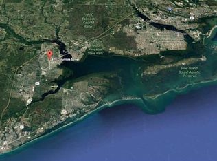 870 Columbia St, Port Charlotte, FL 33948