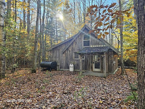 2nd image of 451 Chesterville Hill Road