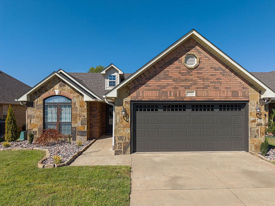 1st image of 2912 Brighton Ct