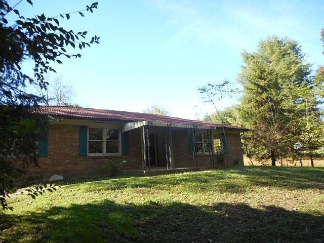 1st image of 2050 McGee Ln