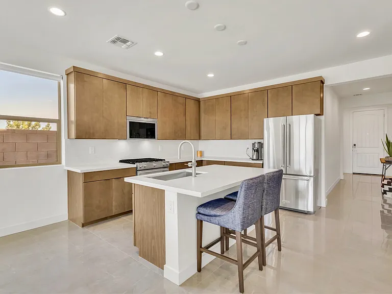 3399 W Emerald Rd — Photo 7
