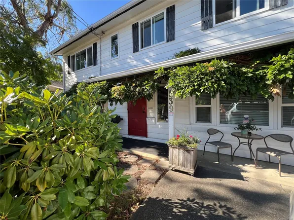 539 Rowan Ave, Parksville, BC V9P 1H3