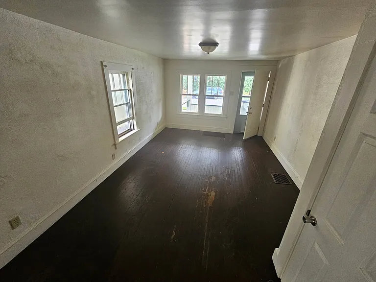 29 E Bald Eagle St #29 — Photo 10