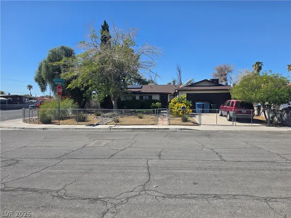 5289 Reeder Cir, Las Vegas, NV 89119